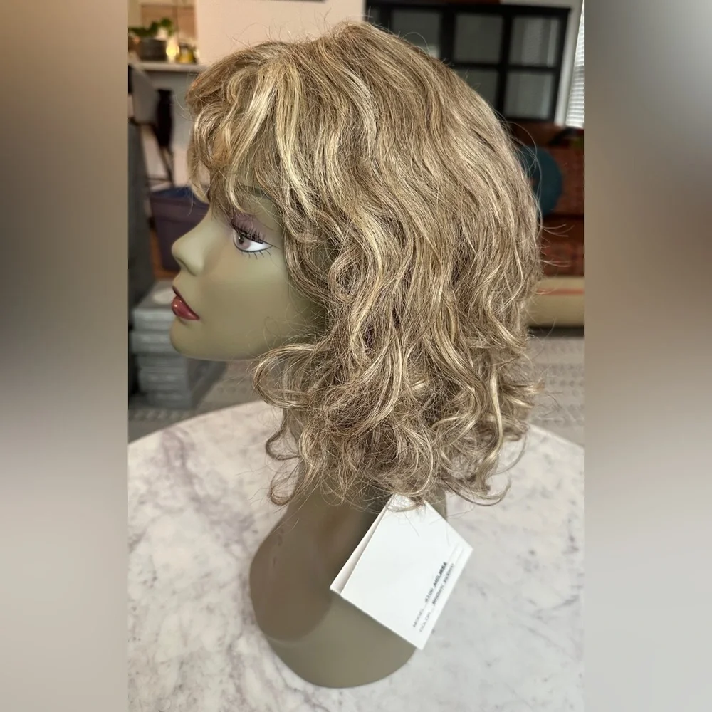 Vintage Rene Of Paris Wig‎ #4106 Melissa (BROWN BLOND).